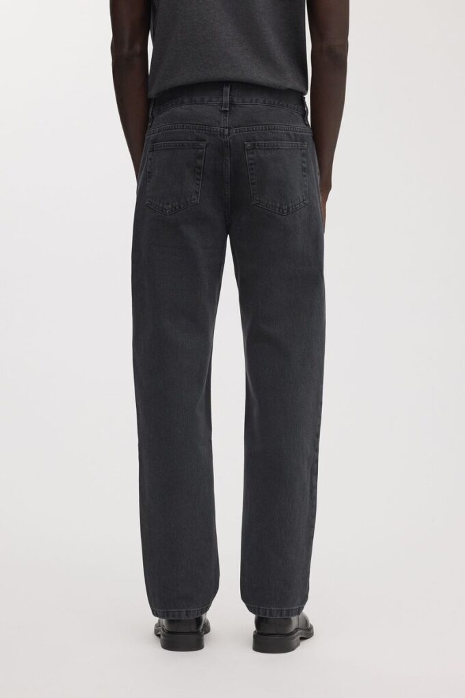 De lösa jeansen De lösa jeansen