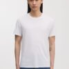 Den lätta T-shirten
