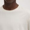 Den lätta T-shirten
