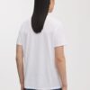Den lätta T-shirten