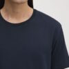 Den lätta T-shirten