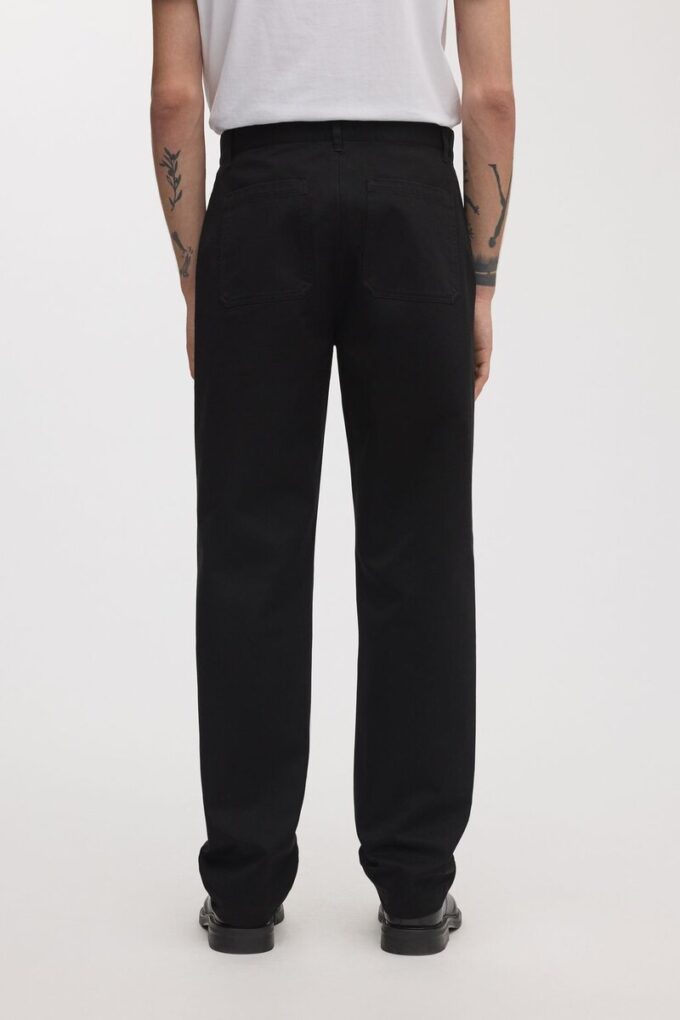 The Loose Twill Chino The Loose Twill Chino