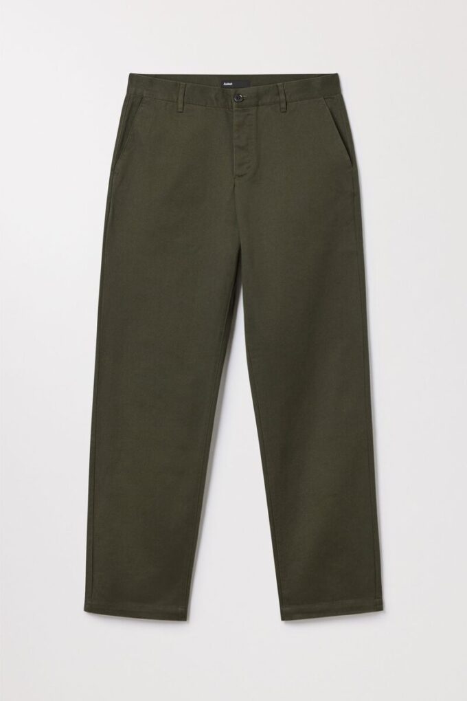 The Loose Twill Chino The Loose Twill Chino