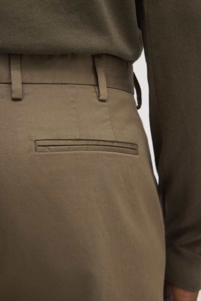The Regular Chino The Regular Chino