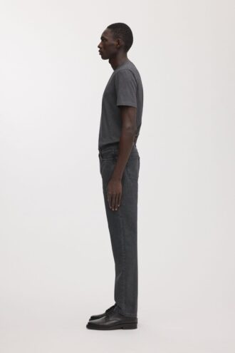 The Regular Jeans The Regular Jeans