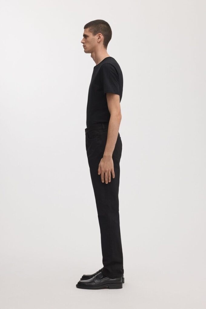 The Regular Jeans The Regular Jeans