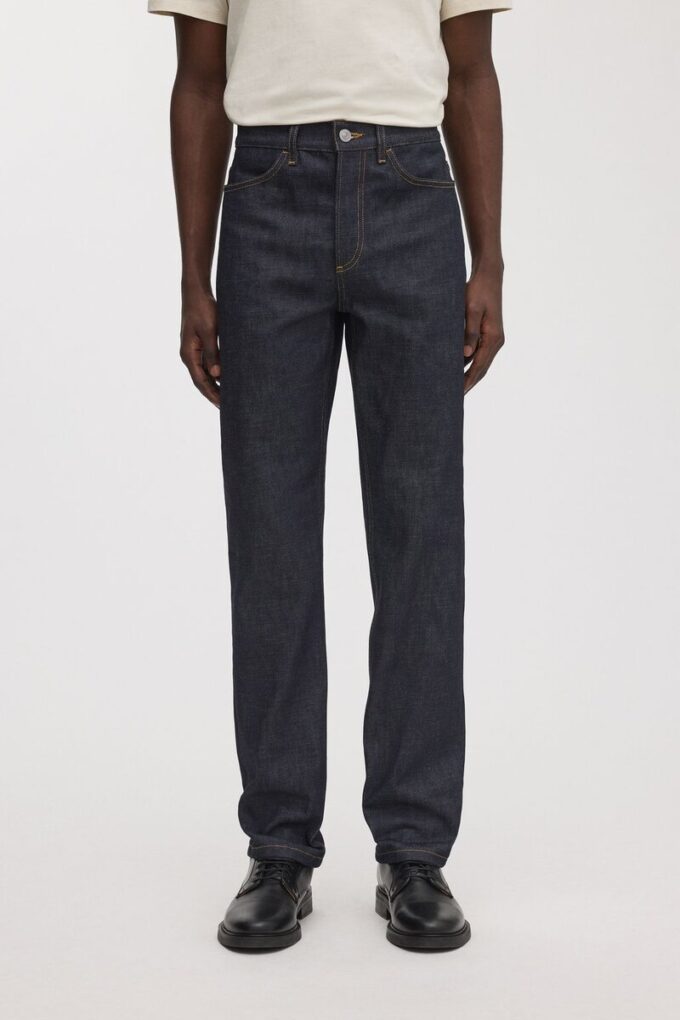 The Regular Jeans The Regular Jeans