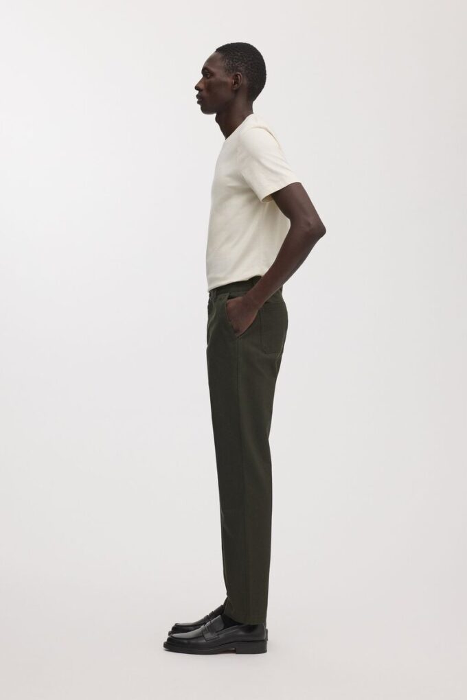 The Regular Twill Chino The Regular Twill Chino