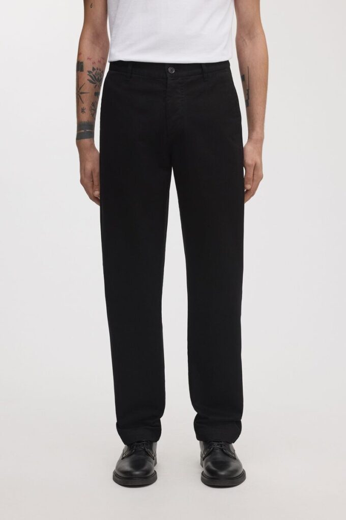 The Regular Twill Chino