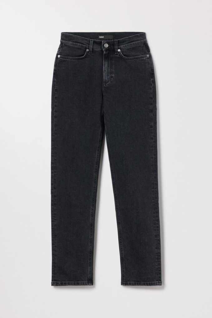 The Standard Jeans
